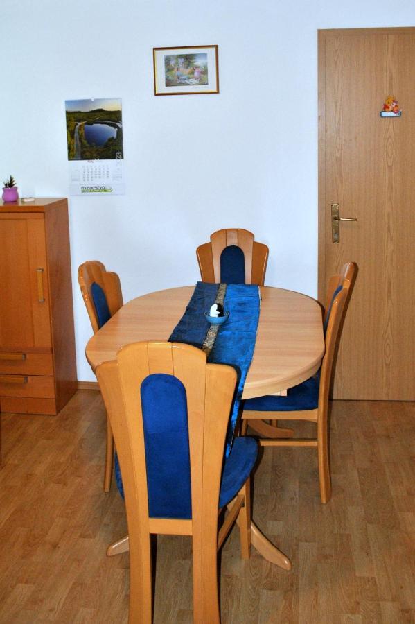 Riverside Village Apartment Бохінь Екстер'єр фото